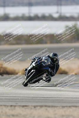 media/Nov-16-2025-Race Pace (Sun) [[8c5fa54630]]/Non Verified Riders (1st 20 Minutes)/1-Turn 14 (10am)/